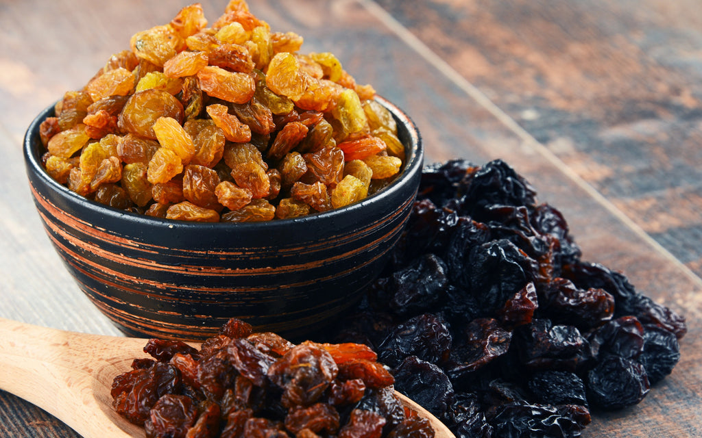 11 Proven Health Benefits of Raisins